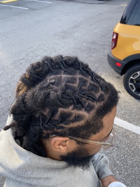 Side Profile of Retwist & Style A.H